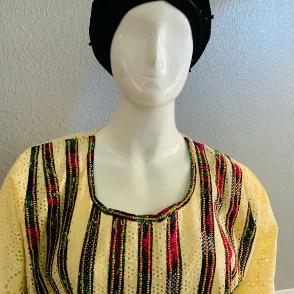 Elegantly designed Custom Made African Outfit. - Picture 3 of 14